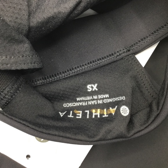 Athleta 2-In-1 Ultimate Support Top Tank New - Picture 9 of 10